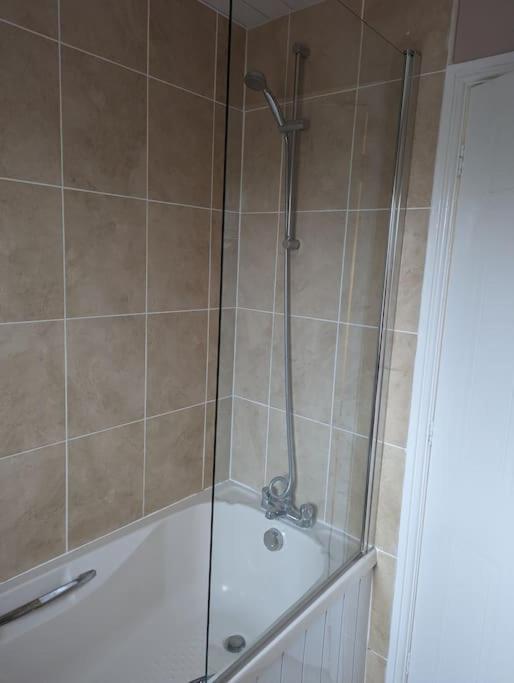 3 Bedroom Detached By The Sea Prestatyn Exterior foto