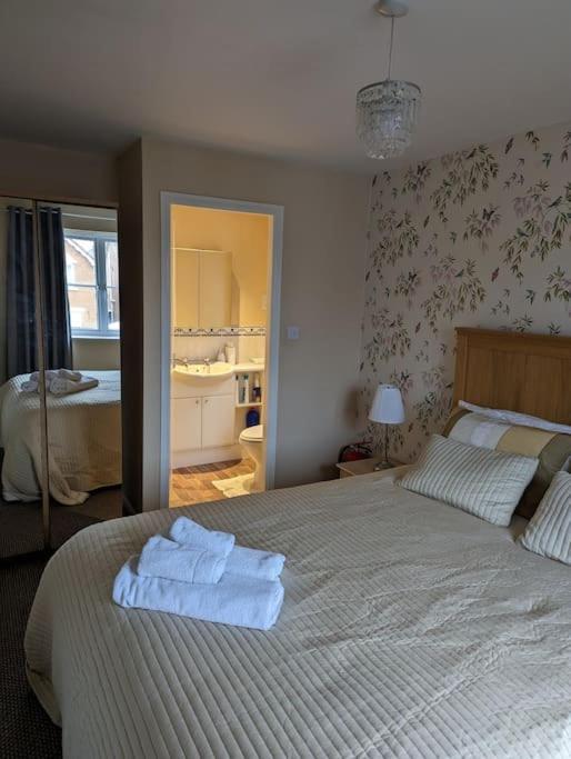 3 Bedroom Detached By The Sea Prestatyn Exterior foto